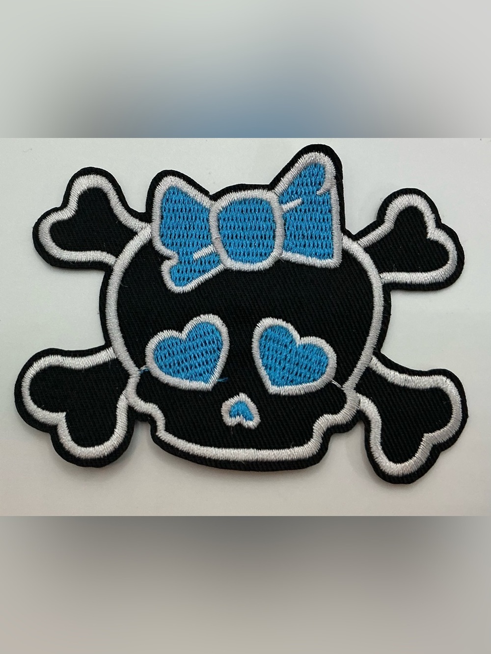 LARGE IRON OR SEW ON PATCHES BLACK BLUE GIRLY SKULL BOW HEART EYES NWOT